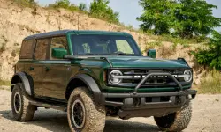 Ford Bronco 4-Door Puzzle